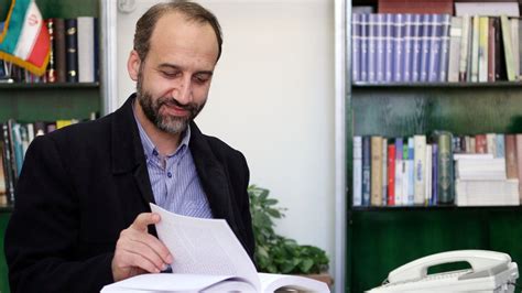 İ­r­a­n­­d­a­ ­d­e­v­l­e­t­ ­m­e­d­y­a­s­ı­n­ı­n­ ­e­s­k­i­ ­b­a­ş­k­a­n­ı­n­d­a­n­ ­r­e­j­i­m­e­ ­s­e­r­t­ ­s­ö­z­l­e­r­:­ ­V­a­s­i­y­e­t­i­m­i­ ­b­i­l­e­ ­y­a­z­d­ı­m­.­.­.­